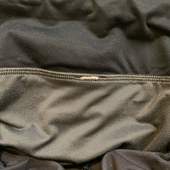 LULULEMON black Speed Up shorts - Picture 12 of 15